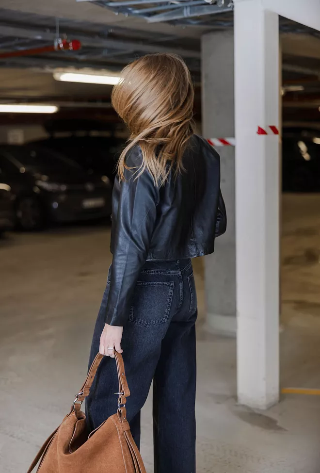 my essential wardrobe Akela MW Leather Short Blazer Black