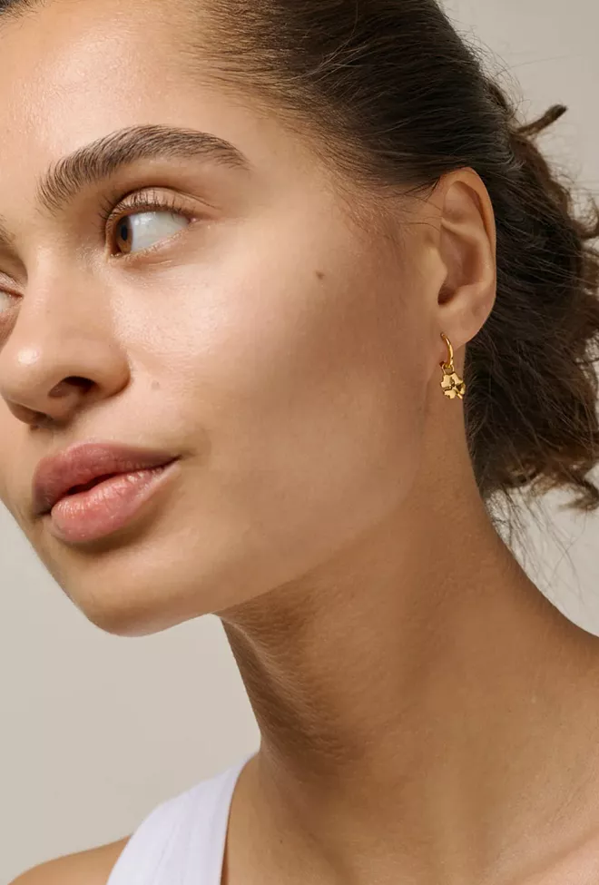 Enamel Copenhagen Organic Clover Charm Gold Anheng 3