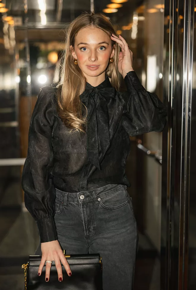 HiiL studio Ottilie Shirt Black bluse 2