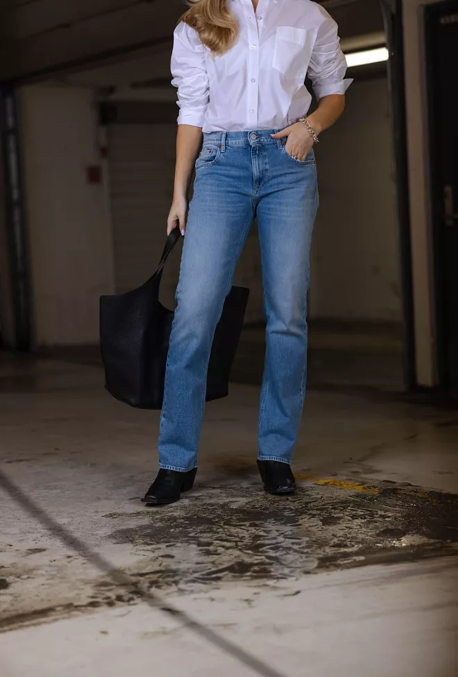 Akeme Pants Light Blue jeans 2