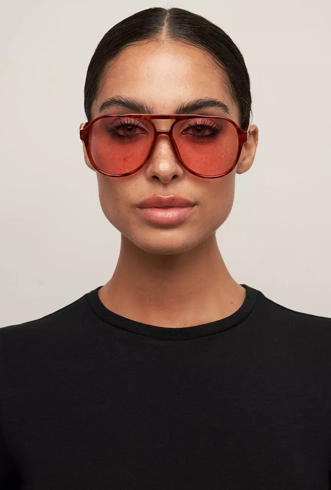 Otra Eyewear Stevie Orange Tort/Pink solbrille