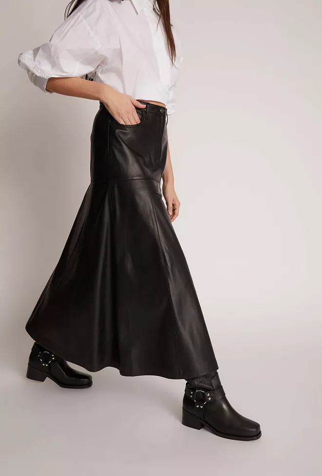 Munthe Tuxya Skirt Black skinnskjørt 5