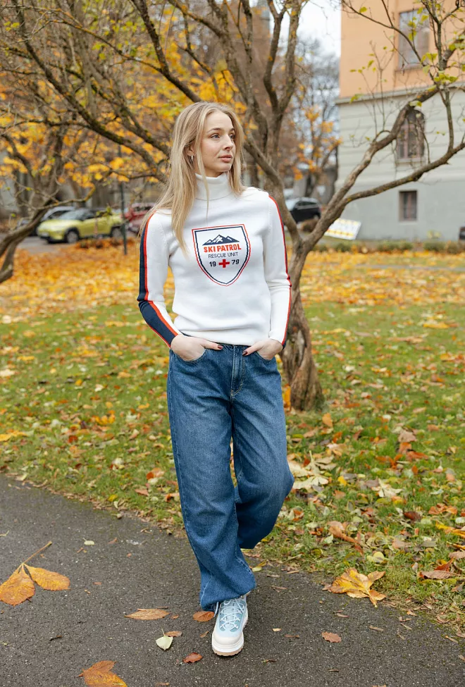 we Norwegian afterski sweater off white genser 6