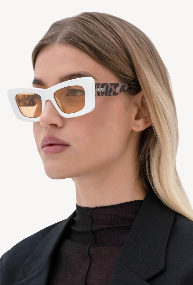 Otra Eyewear Zoe Cream/Tort Brown solbriller 2